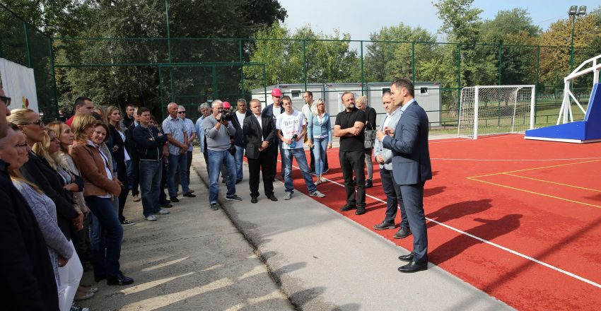 Градоначелник Синиша Мали у обиласку Аде Циганлије