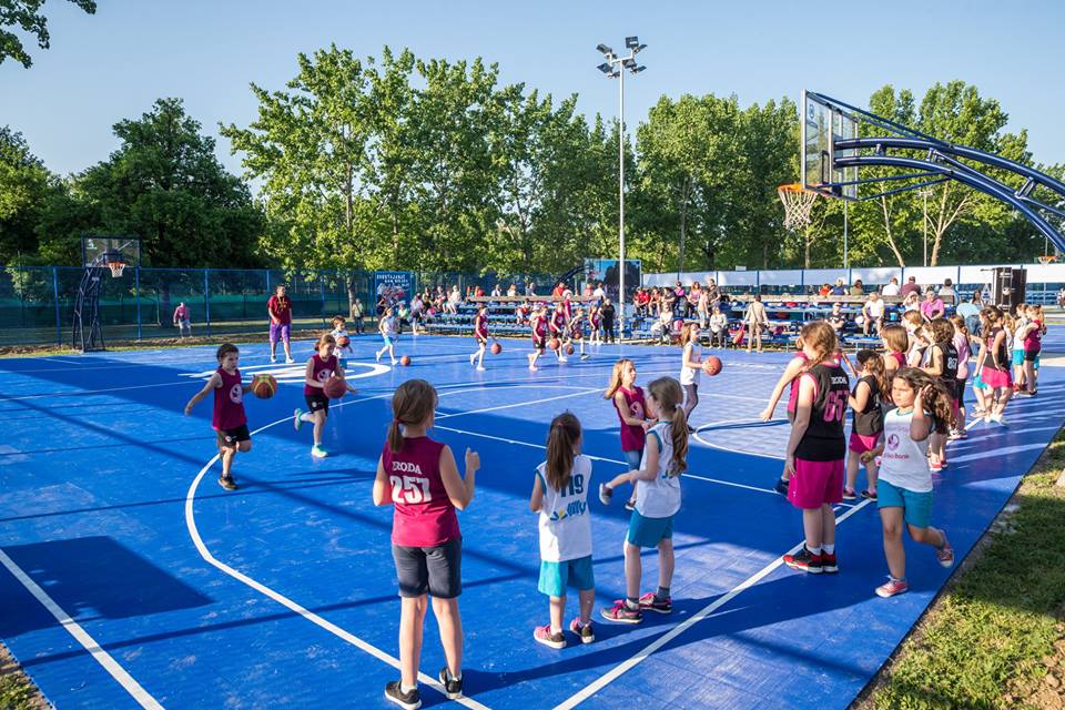 НОВА КОШАРКАШКА ИГРАЛИШТА НА АДИ